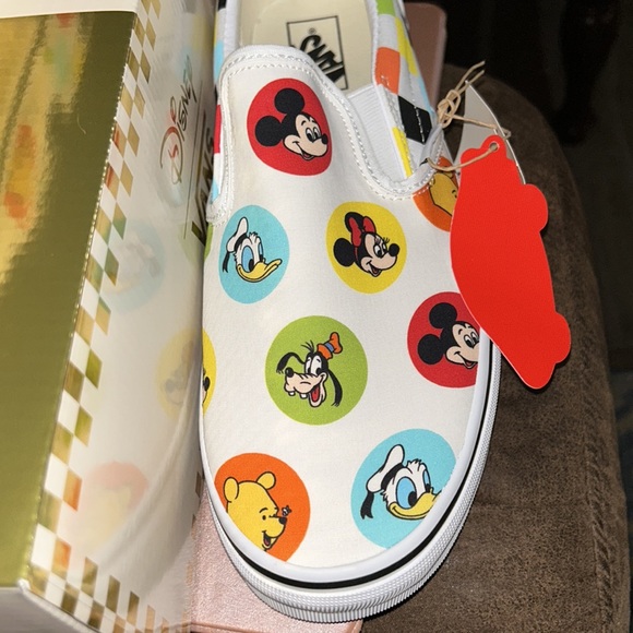 NWT Mickey Mouse and Friends Sneakers for Adults by Vans – Walt Disney World - Picture 6 of 11